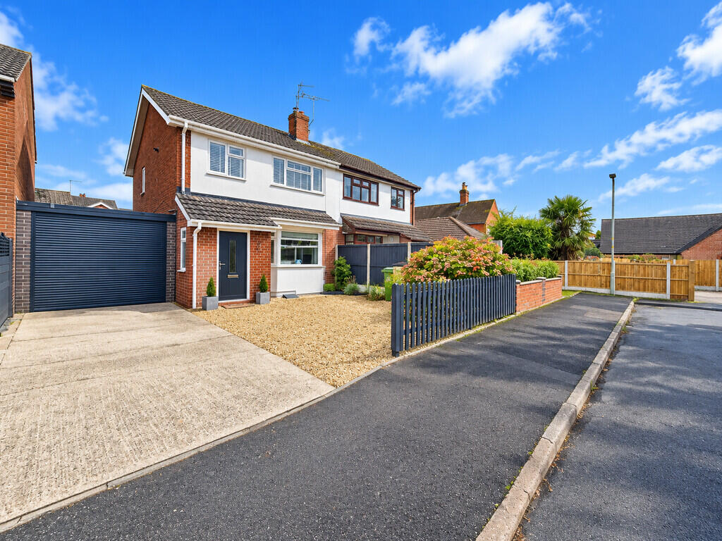 3 bed Semi Detached for rent in Market Drayton. From Barbers - Market Drayton 3 bed Semi Detached for rent in Market Drayton. From Barbers - Market Drayton
