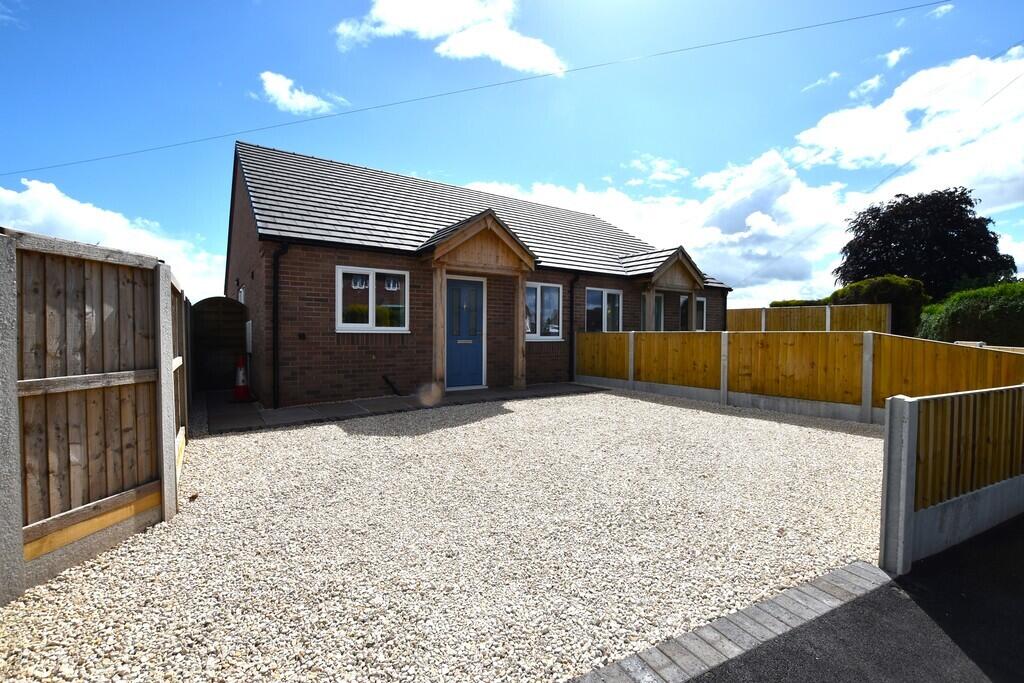 2 bed Semi-detached bungalow for rent in Market Drayton. From Barbers - Market Drayton 2 bed Semi-detached bungalow for rent in Market Drayton. From Barbers - Market Drayton