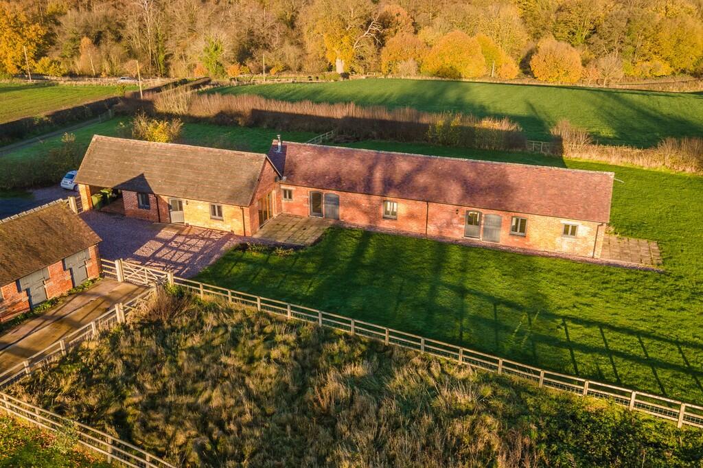 4 bed Barn Conversion for rent in Market Drayton. From Barbers - Market Drayton 4 bed Barn Conversion for rent in Market Drayton. From Barbers - Market Drayton