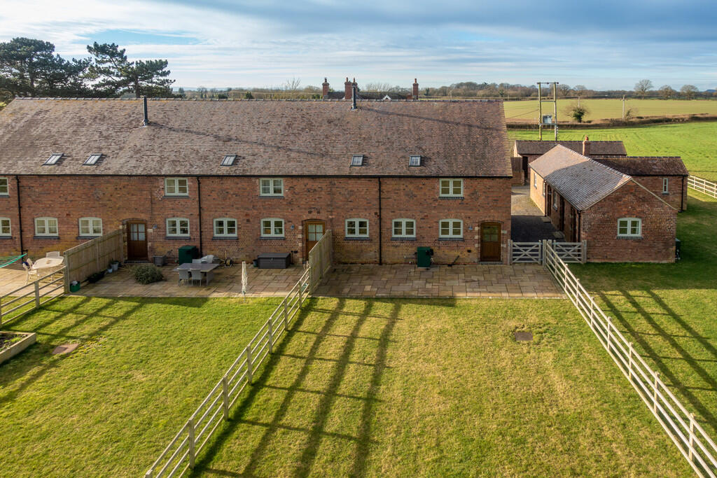 3 bed Barn Conversion for rent in Telford. From Barbers - Newport