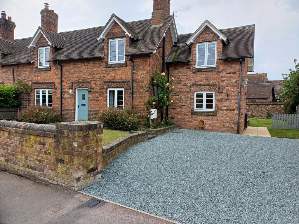 3 bed Cottage for rent in Telford. From Barbers - Newport