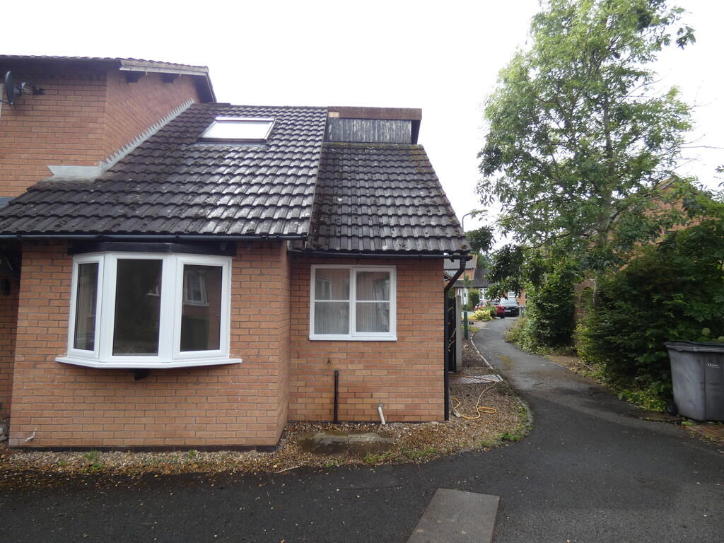 2 bed End of Terrace for rent in Shrewsbury. From Barbers - Wellington