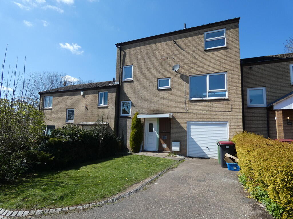 4 bed Mid Terraced House for rent in Telford. From Barbers - Wellington