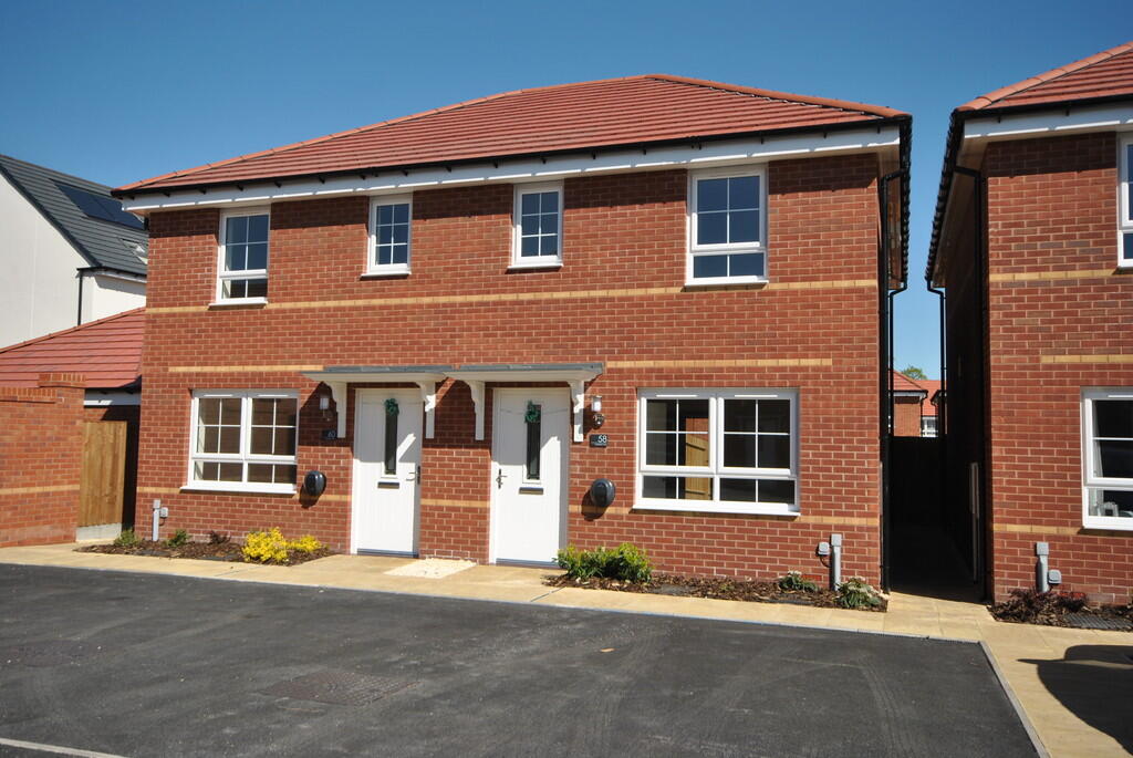 2 bed Semi Detached for rent in . From Barbers - Whitchurch