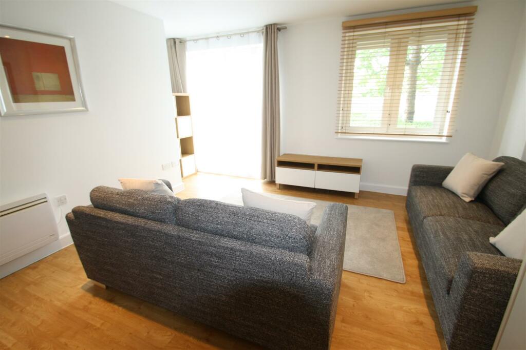 1 bed Flat for rent in Bow. From CityZEN - Lettings