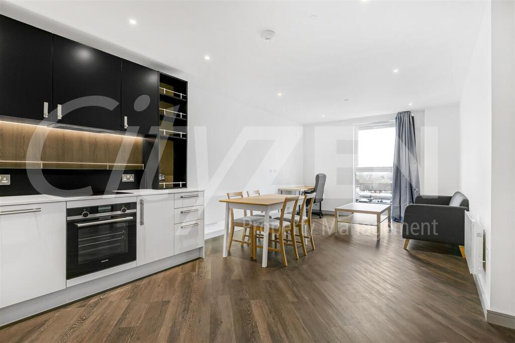 1 bed 1st Floor Flat for rent in Staines-upon-Thames. From CityZEN - London