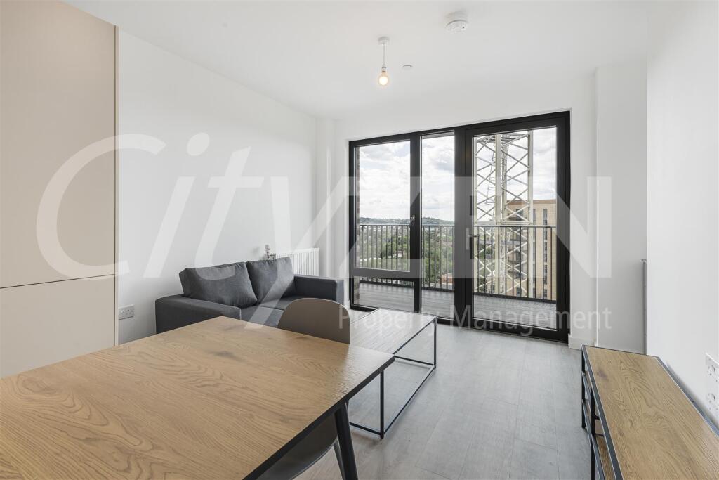 1 bed 1st Floor Flat for rent in London. From CityZEN - London