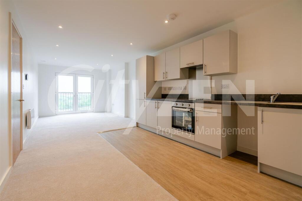 2 bed 1st Floor Flat for rent in Salford. From CityZEN - London