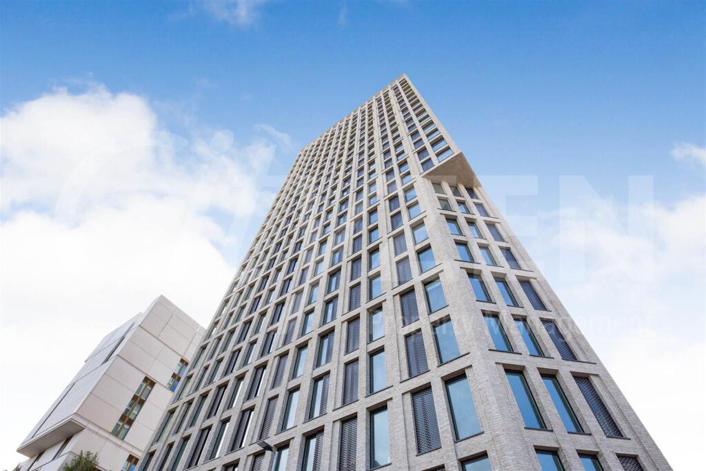 2 bed 1st Floor Flat for rent in . From CityZEN - London