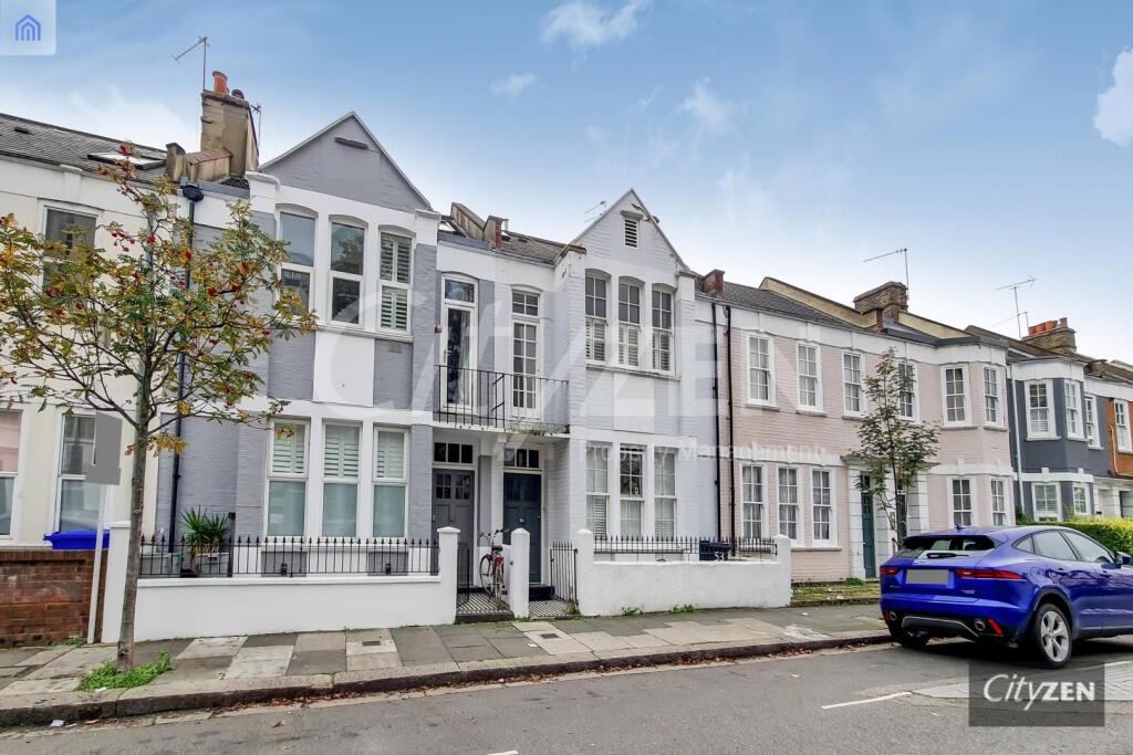 3 bed Detached for rent in London. From CityZEN - London