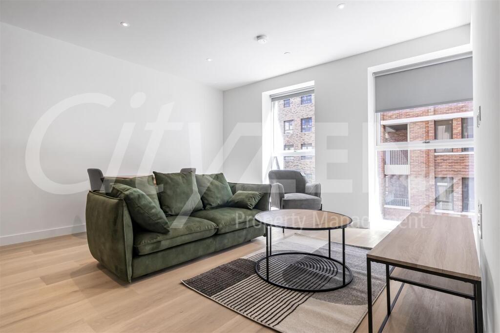 1 bed 1st Floor Flat for rent in London. From CityZEN - London