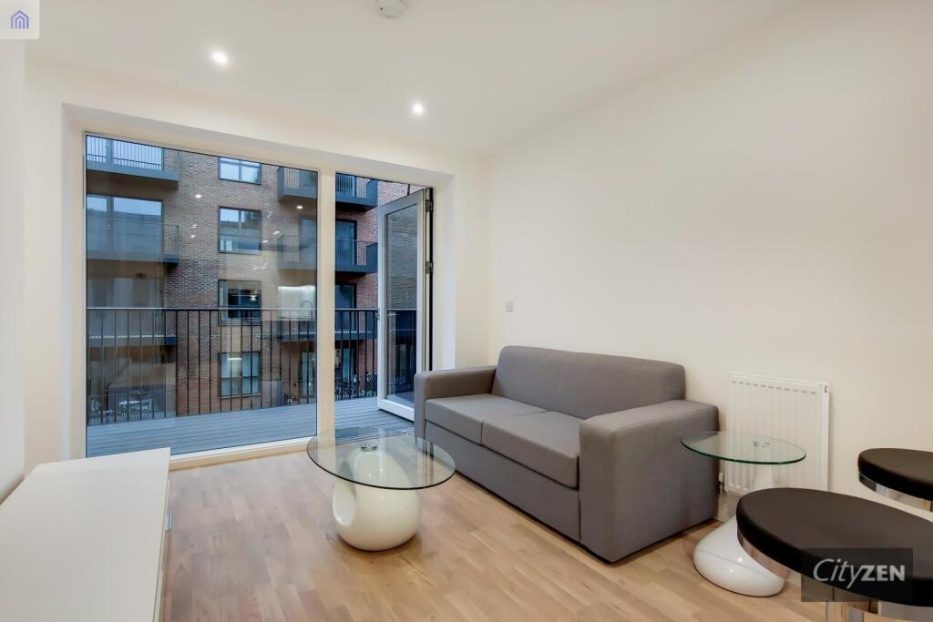 4 bed 1st Floor Flat for rent in Southall. From CityZEN - London