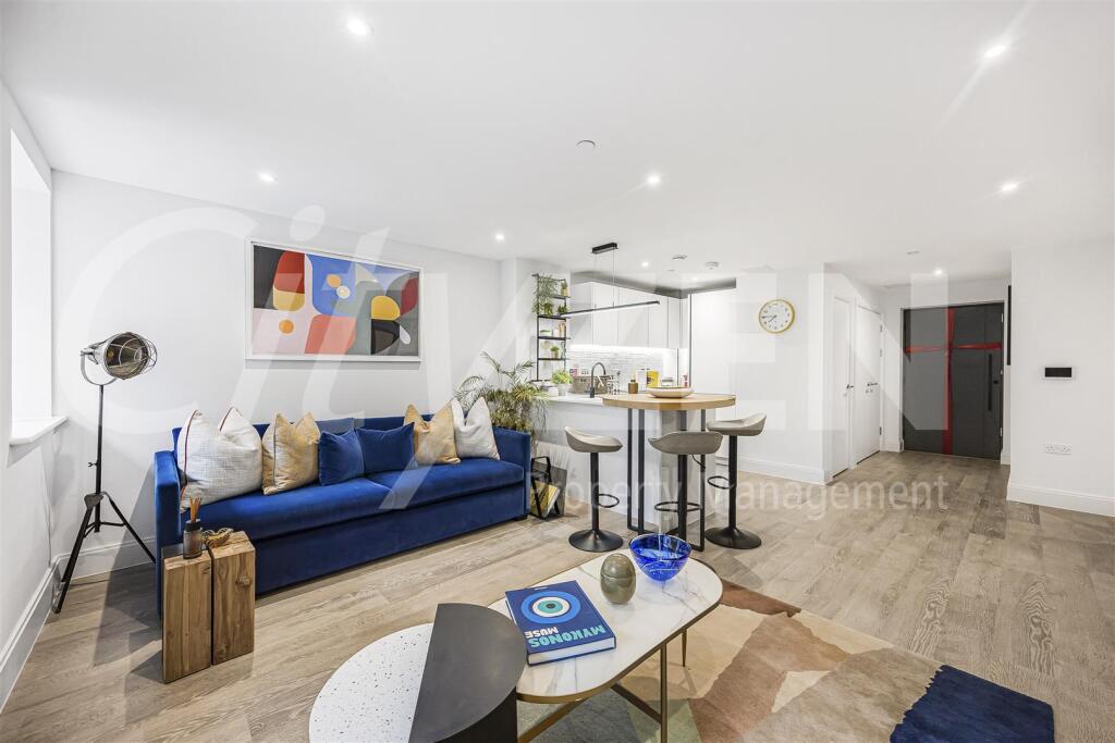 2 bed 1st Floor Flat for rent in Slough. From CityZEN - London 2 bed 1st Floor Flat for rent in Slough. From CityZEN - London