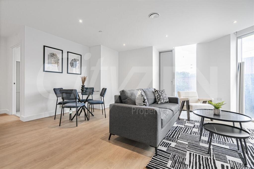 2 bed 1st Floor Flat for rent in Stanton St Quintin. From CityZEN - London 2 bed 1st Floor Flat for rent in Stanton St Quintin. From CityZEN - London