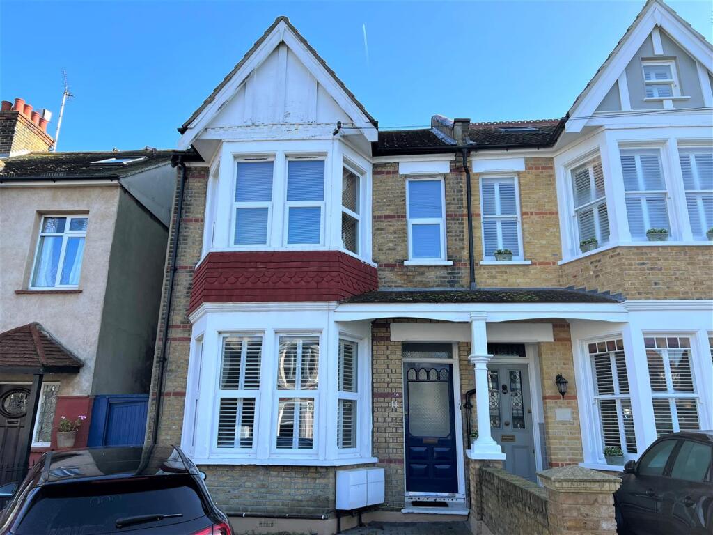 2 bed House (unspecified) for rent in Hadleigh. From Appointmoor Estates - Westcliff-On-Sea 2 bed House (unspecified) for rent in Hadleigh. From Appointmoor Estates - Westcliff-On-Sea
