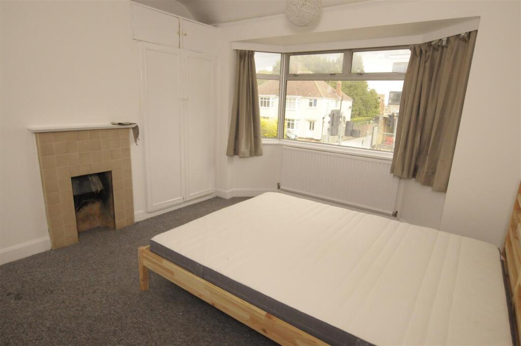 6 bed House Share for rent in Cambridge. From Embassy Lettings & Management Limited - Cambridge 6 bed House Share for rent in Cambridge. From Embassy Lettings & Management Limited - Cambridge
