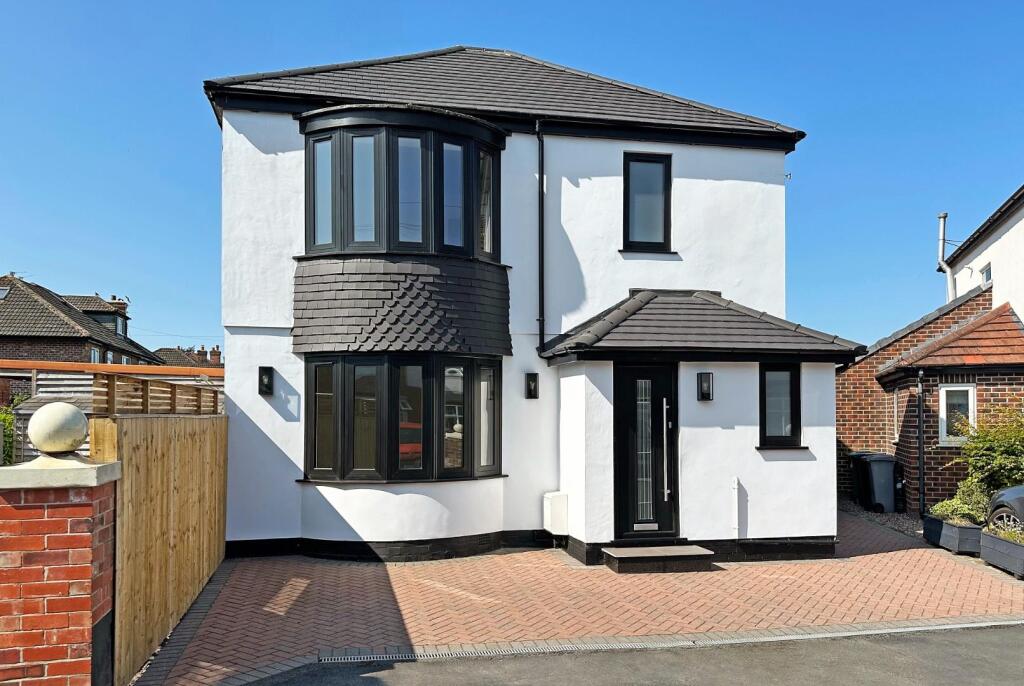 4 bed Detached for rent in Hale. From Ian Macklin - Hale