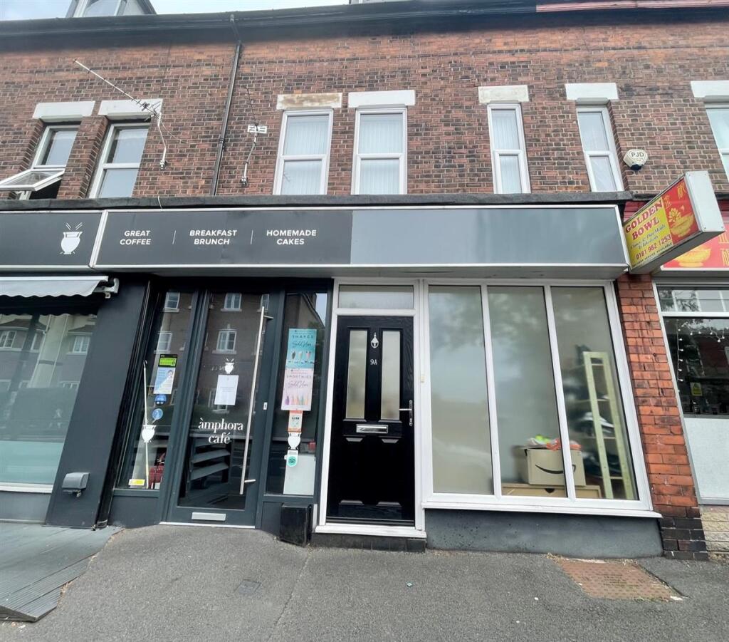2 bed Apartment for rent in Sale. From Ian Macklin - Hale