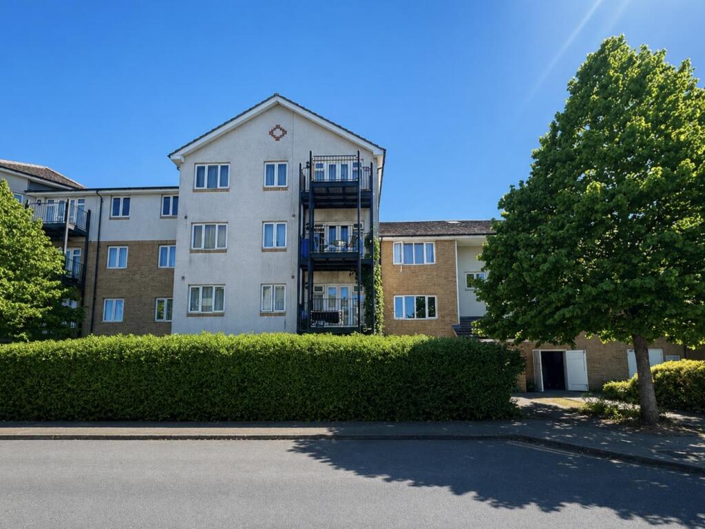 1 bed 1st Floor Flat for rent in Sewardstone. From Kings Group - Enfield Highway