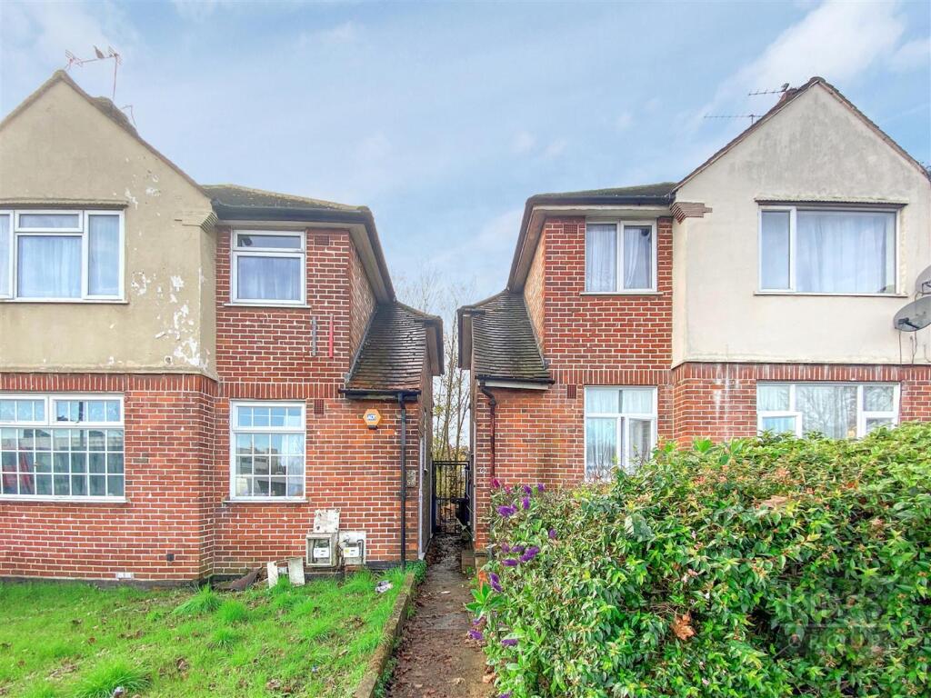 2 bed Annexe for rent in Sewardstone. From Kings Group - Enfield Highway