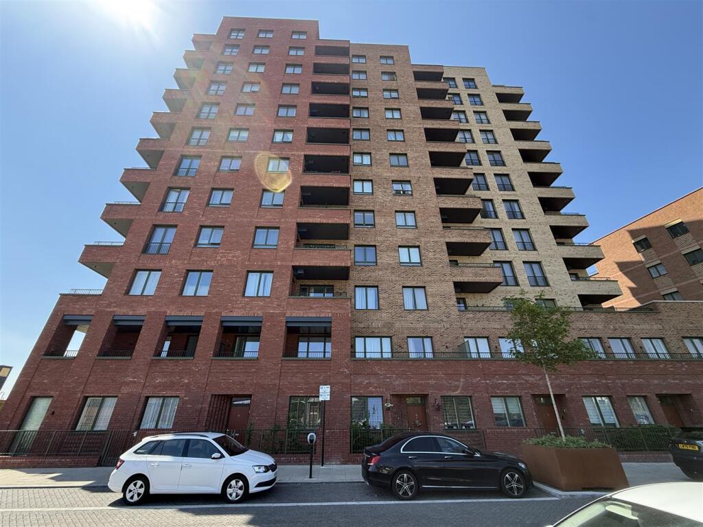 2 bed Apartment for rent in London. From Kings Group - Edmonton 2 bed Apartment for rent in London. From Kings Group - Edmonton