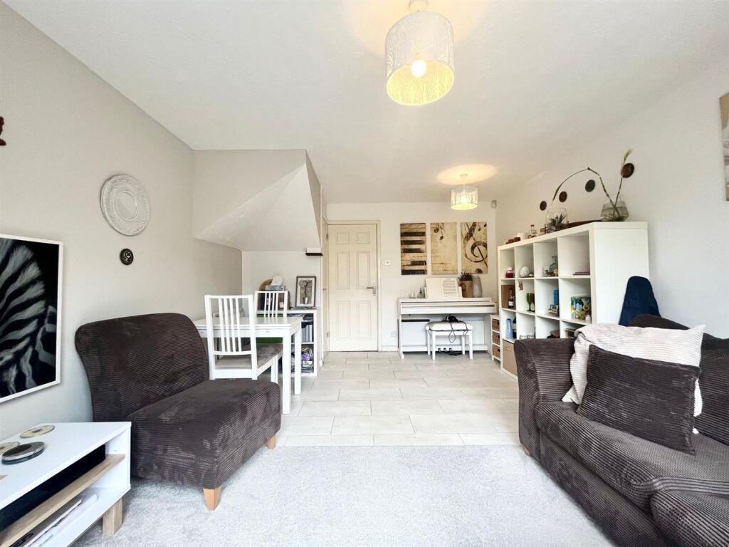 2 bed Detached for rent in Thorley Street. From Kings Group - Hertford
