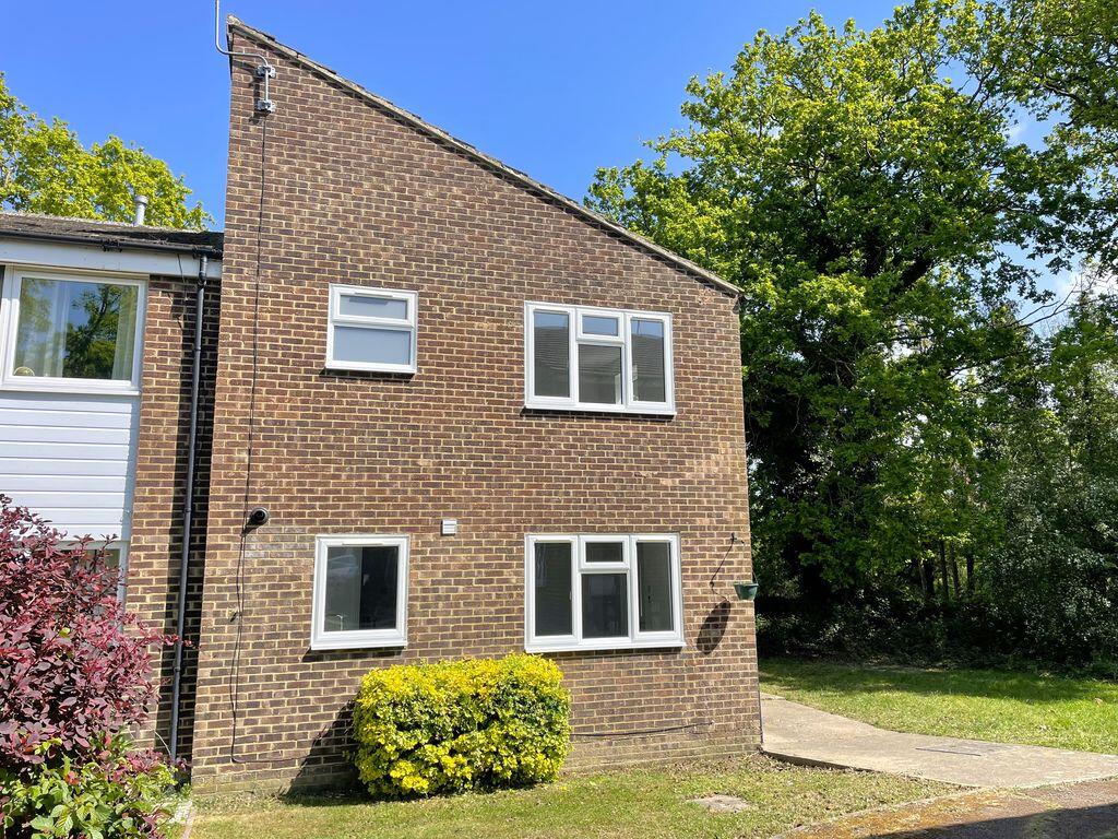 1 bed Detached for rent in Staplehurst. From Lambert & Foster Ltd - Cranbrook