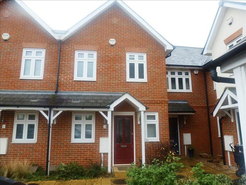 2 bed End of Terrace for rent in Paddock Wood. From Lambert & Foster Ltd - Paddock Wood