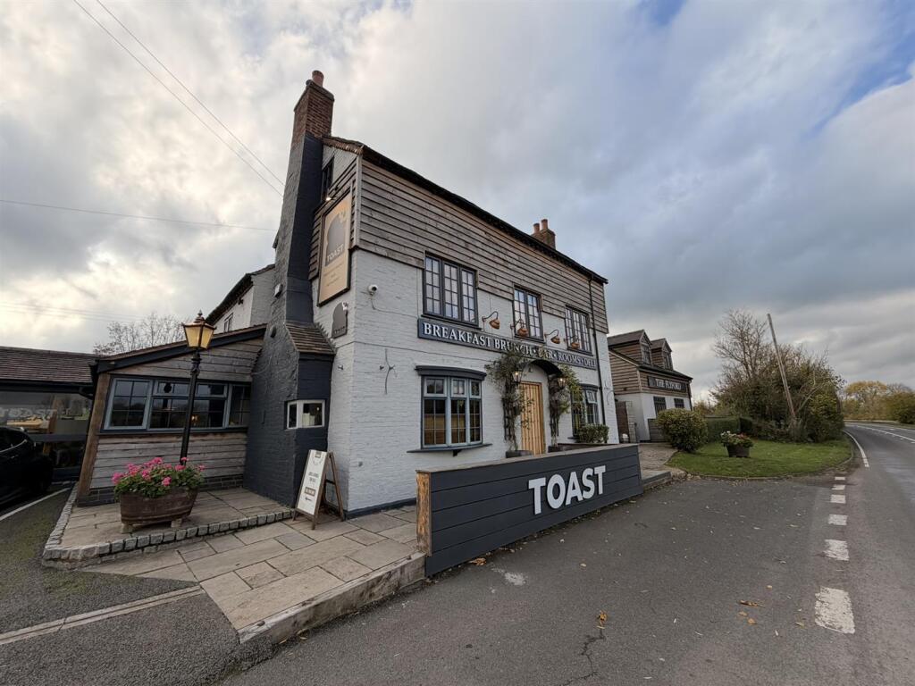 1 bed Apartment for rent in Worcester. From Lamberts Sales and Lettings - Studley 1 bed Apartment for rent in Worcester. From Lamberts Sales and Lettings - Studley