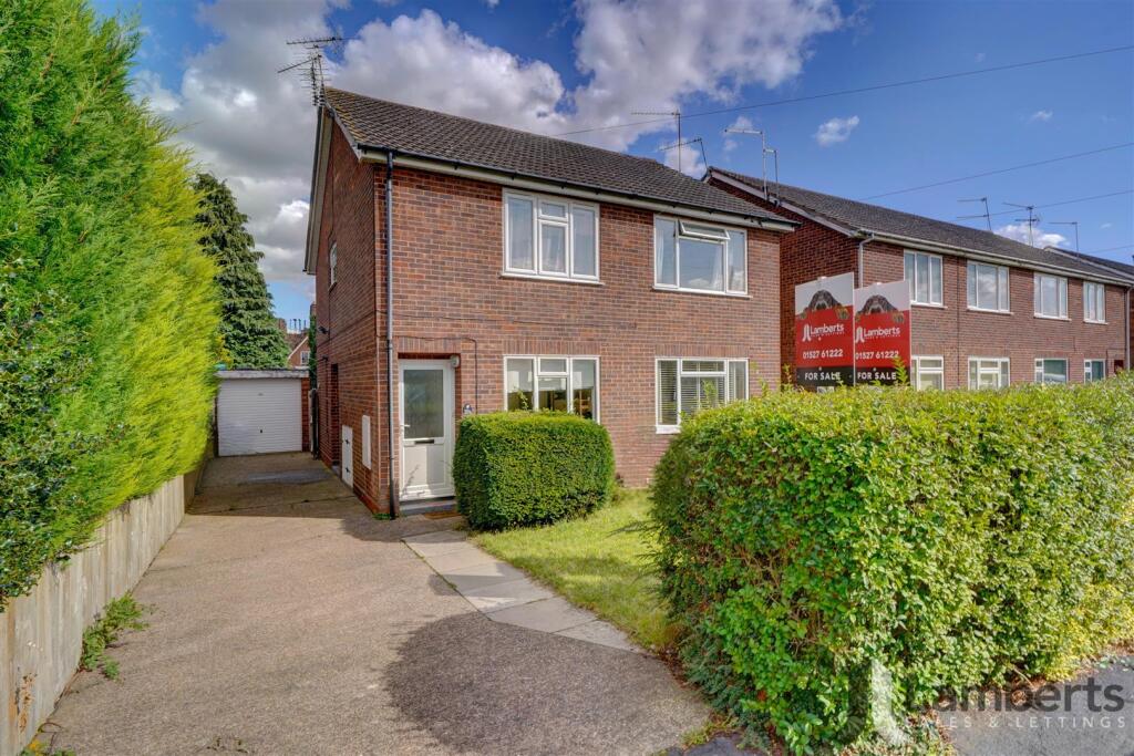 2 bed Annexe for rent in Studley. From Lamberts Sales and Lettings - Studley