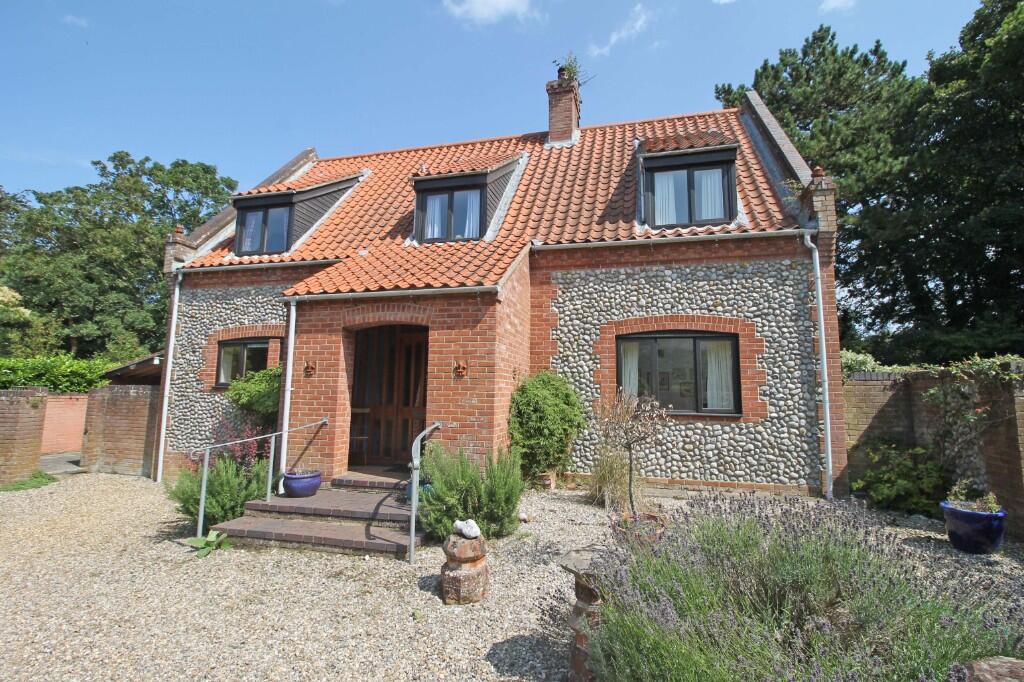 4 bed Detached for rent in Blakeney. From Pointens - Holt
