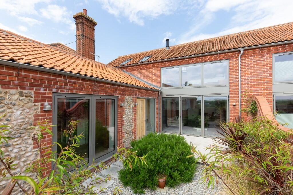 3 bed Barn Conversion for rent in Langham. From Pointens - Holt