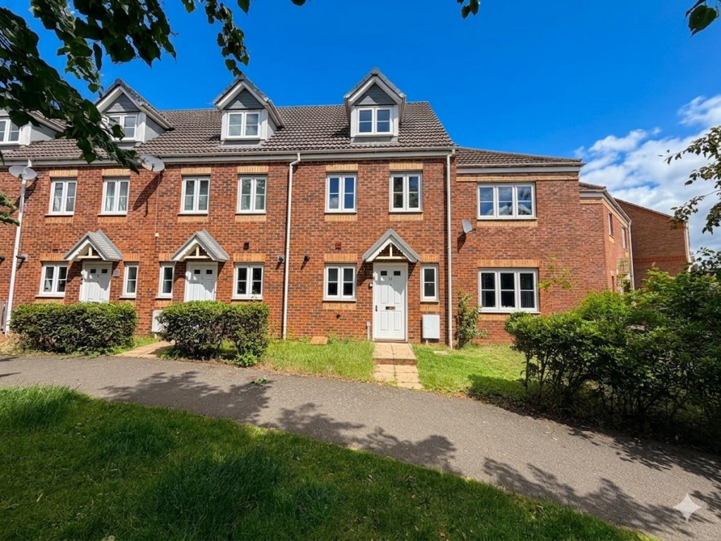 3 bed Mid Terraced House for rent in Bermuda. From Pointons - Nuneaton