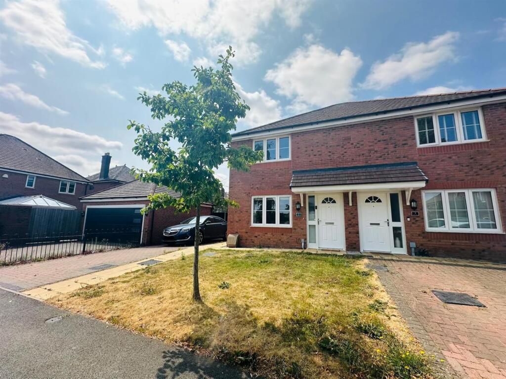 3 bed Semi Detached for rent in Nuneaton. From Pointons - Nuneaton 3 bed Semi Detached for rent in Nuneaton. From Pointons - Nuneaton
