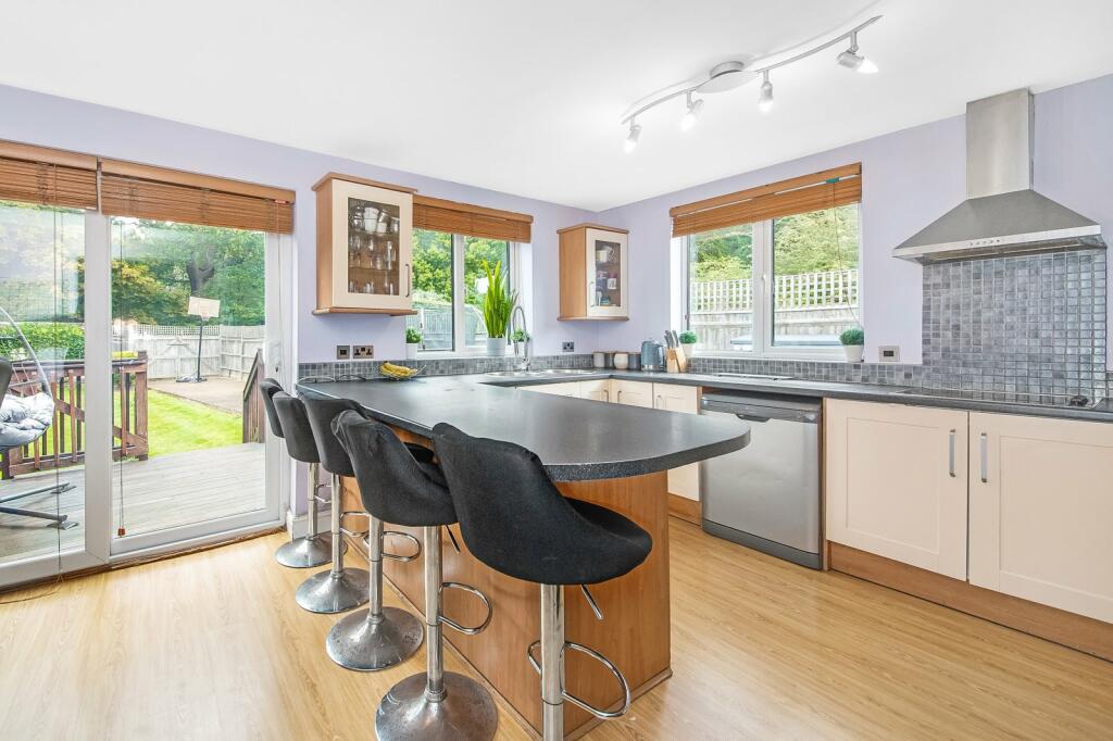 3 bed End Terraced House for rent in Chislehurst. From Streets Ahead - Crystal Palace
