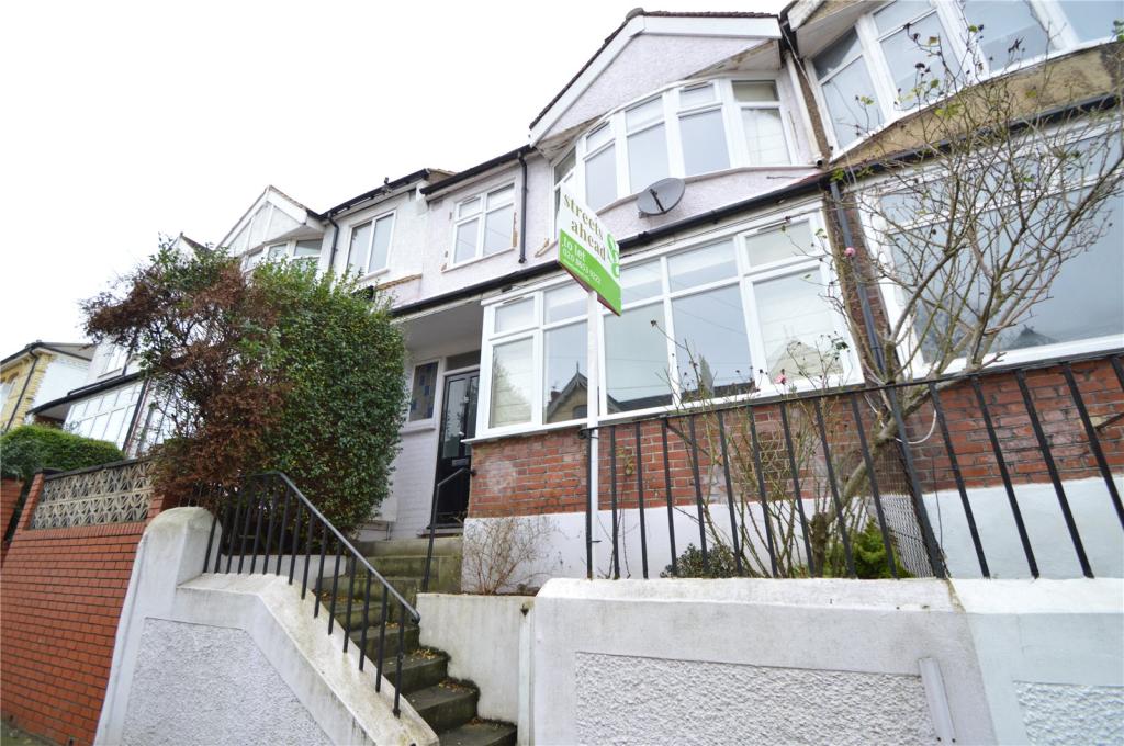 3 bed Mid Terraced House for rent in London. From Streets Ahead - Crystal Palace