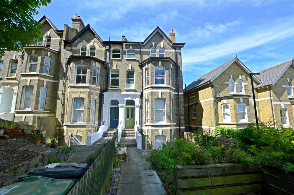 1 bed Apartment for rent in Penge. From Streets Ahead - Crystal Palace