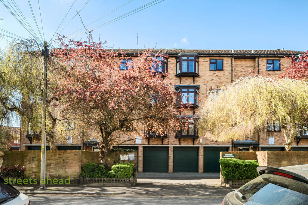 2 bed Apartment for rent in London. From Streets Ahead - Crystal Palace