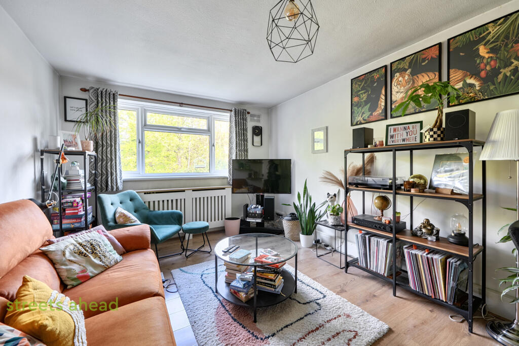 2 bed Apartment for rent in Penge. From Streets Ahead - Crystal Palace