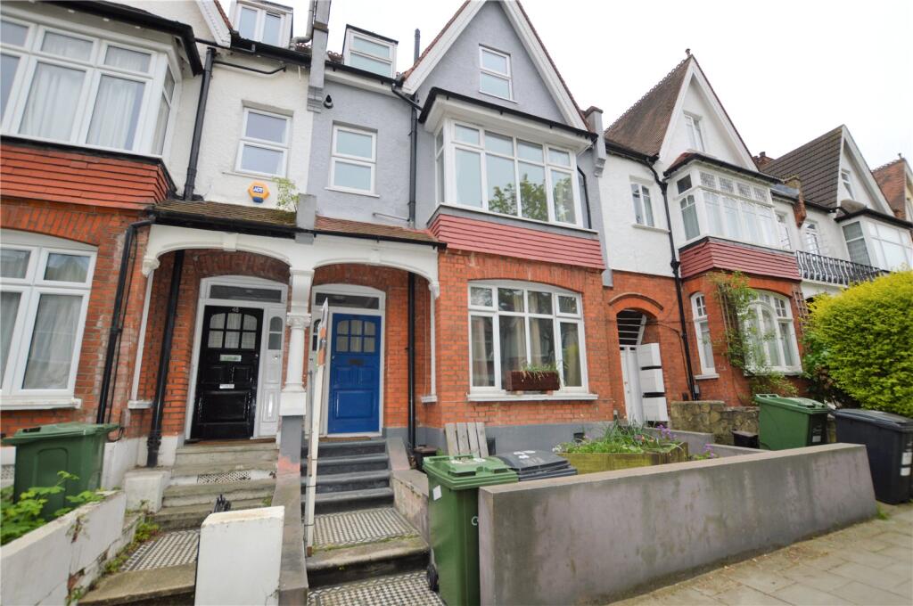 3 bed Apartment for rent in Streatham. From Streets Ahead - Crystal Palace