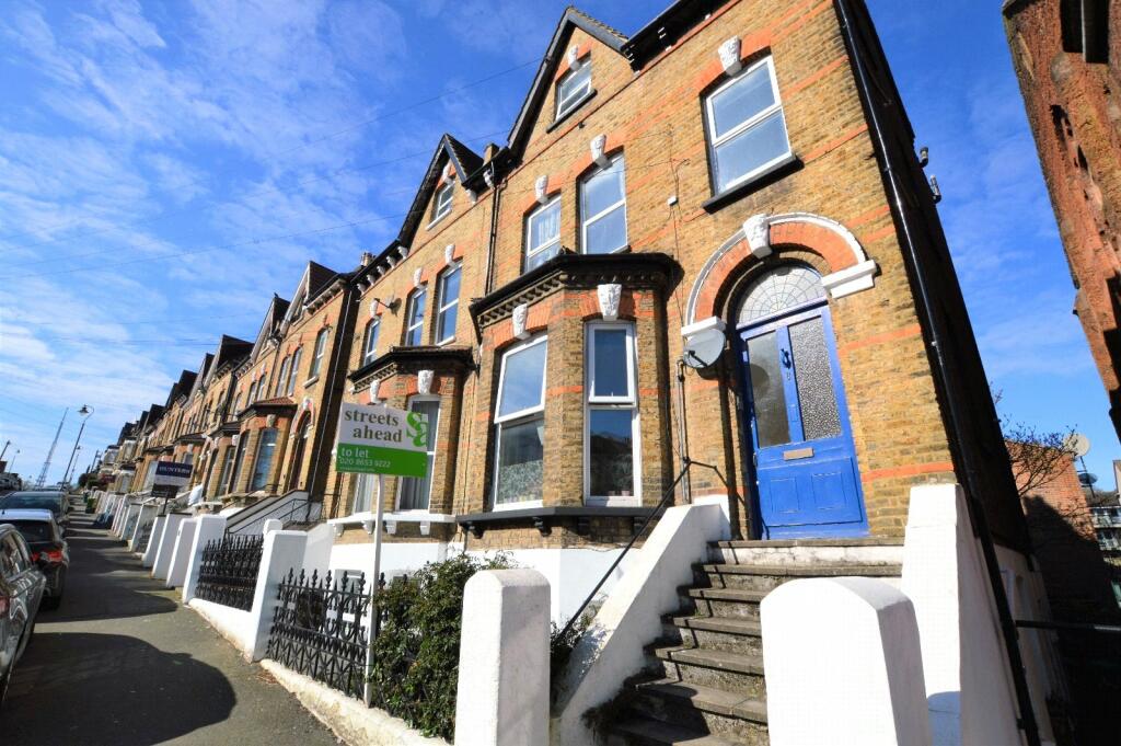 1 bed Apartment for rent in Penge. From Streets Ahead - Crystal Palace