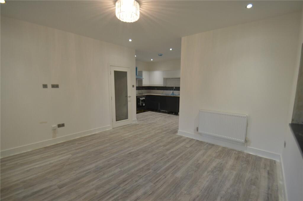 2 bed Apartment for rent in Merstham. From Streets Ahead - Purley