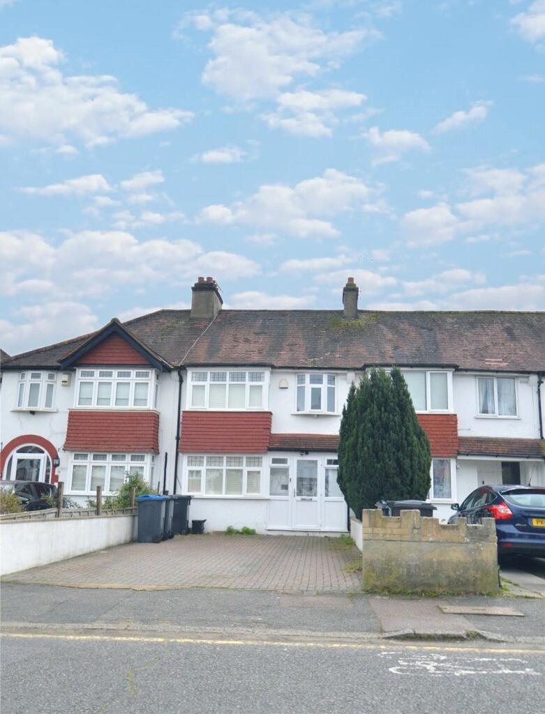 4 bed Mid Terraced House for rent in Purley. From Streets Ahead - Purley