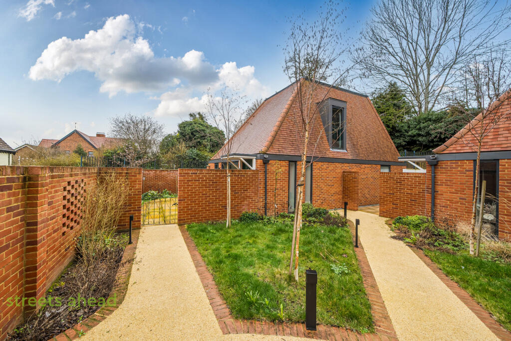 3 bed Detached for rent in Coulsdon. From Streets Ahead - Purley