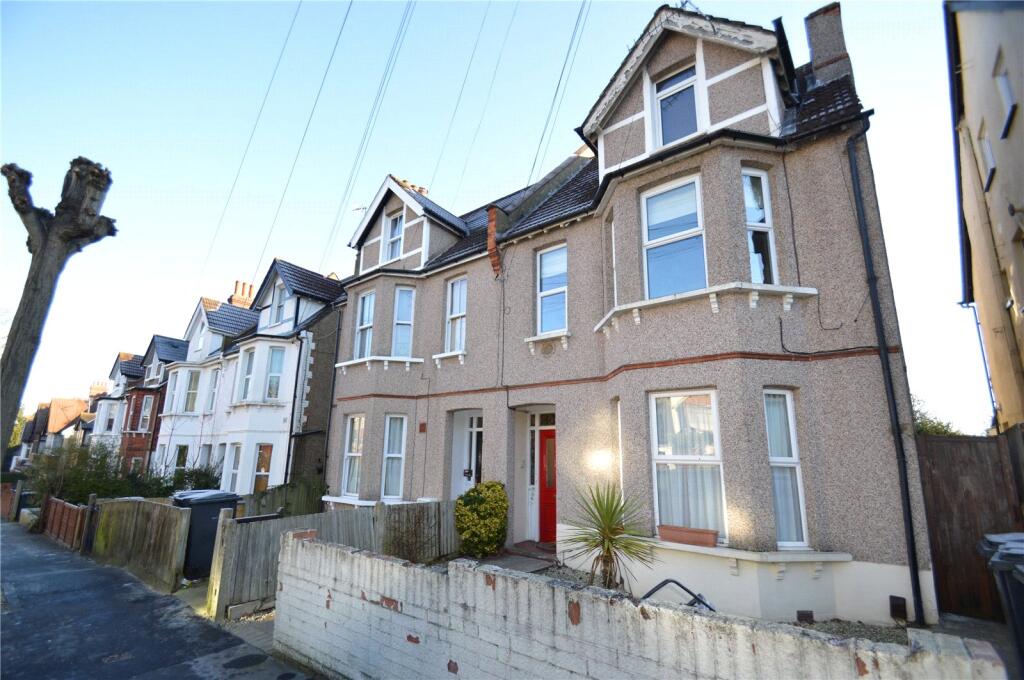 2 bed Apartment for rent in Purley. From Streets Ahead - Purley