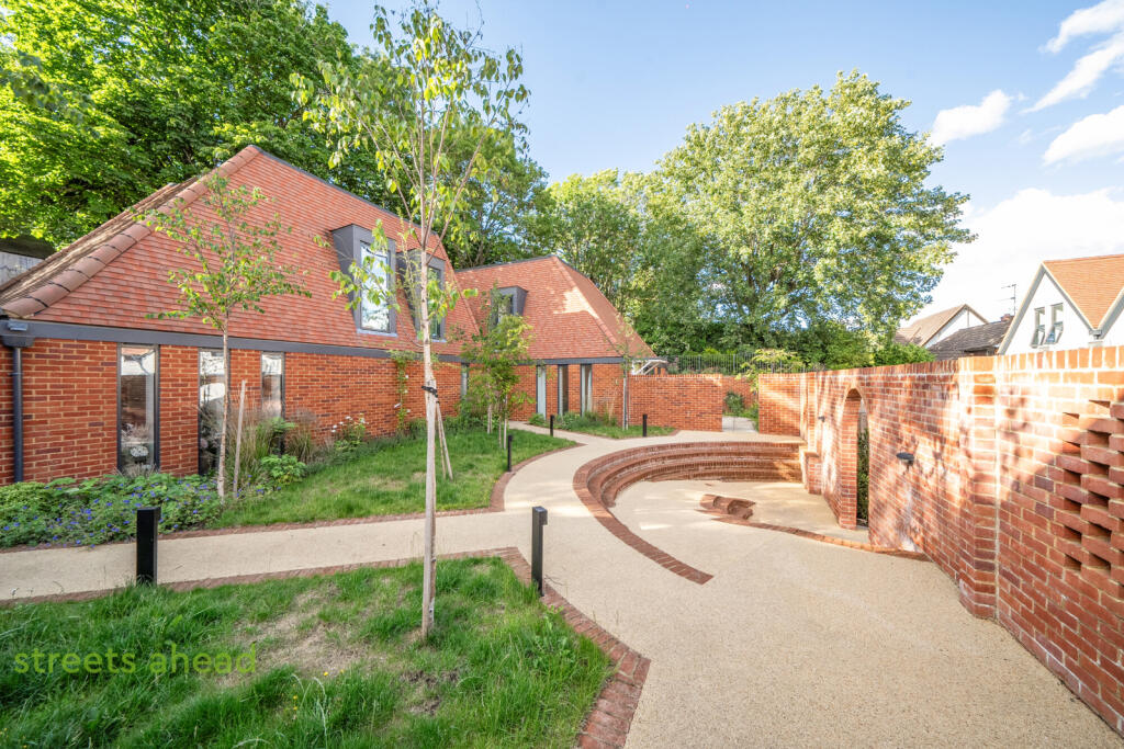 3 bed Bungalow for rent in Coulsdon. From Streets Ahead - Purley