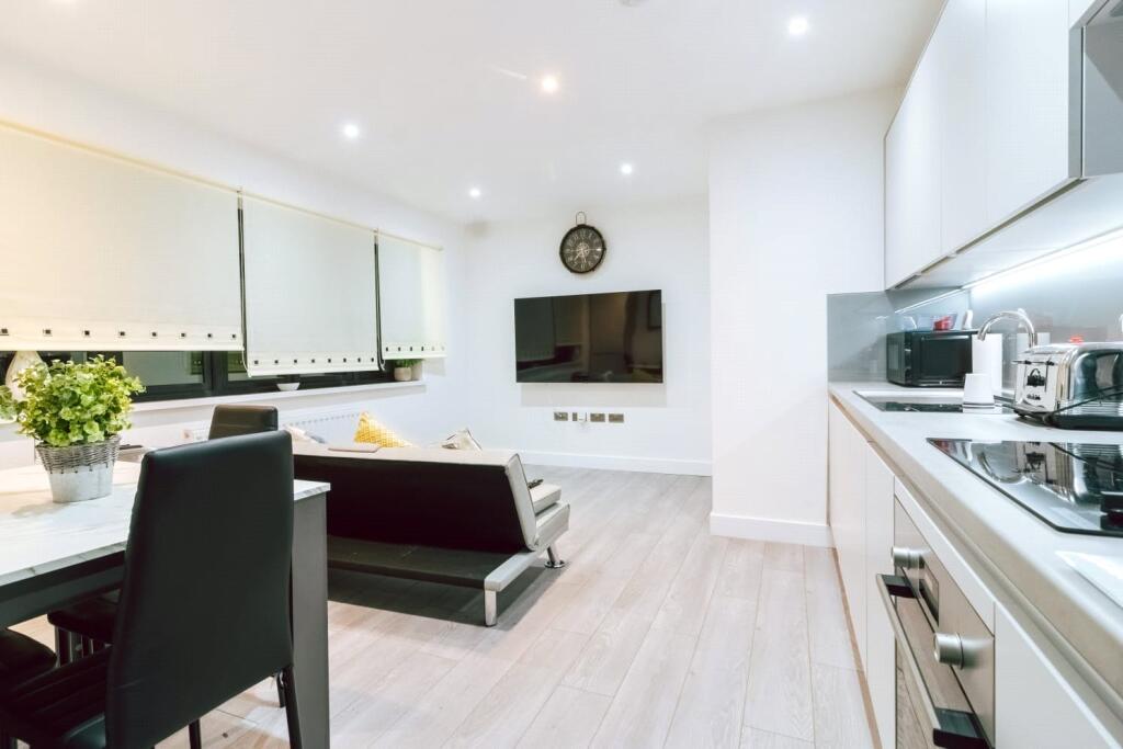 1 bed Apartment for rent in Purley. From Streets Ahead - Purley