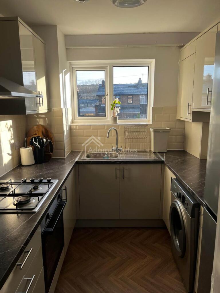 2 bed Apartment for rent in Dewsbury. From Adams Estates - Dewsbury