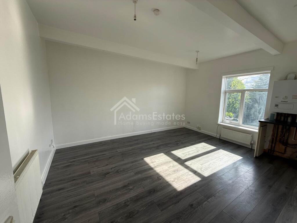 2 bed 1st Floor Flat for rent in Heckmondwike. From Adams Estates - Dewsbury 2 bed 1st Floor Flat for rent in Heckmondwike. From Adams Estates - Dewsbury