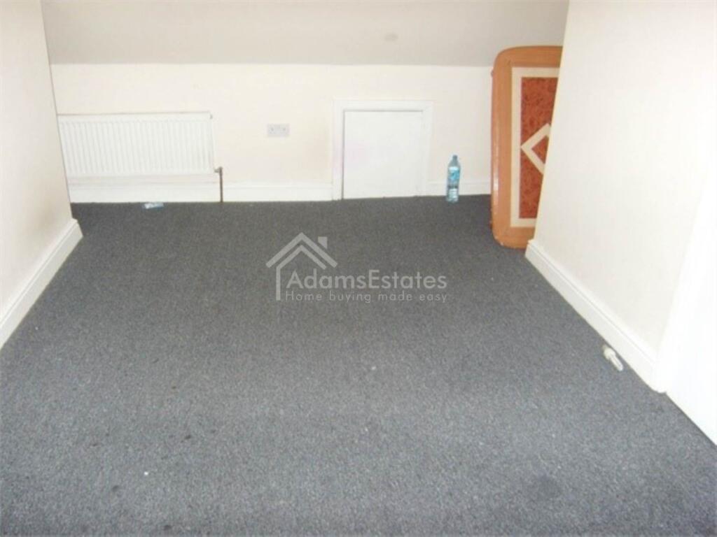 2 bed Mid Terraced House for rent in Dewsbury. From Adams Estates - Dewsbury 2 bed Mid Terraced House for rent in Dewsbury. From Adams Estates - Dewsbury
